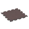 Fitness Performance Elite Rubber Gym Flooring von WARCO im Farbdesign Mineral red mit den Abmessungen 50 x 50 x 1,5 cm | 0,25 m². Produktfoto von Artikel 6153 in der Aufsicht von schräg vorne.