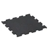 Fitness Performance Elite Training Floor von WARCO im Farbdesign Light Red Speckled mit den Abmessungen 50 x 50 x 1,5 cm | 0,25 m². Produktfoto von Artikel 3769 in der Aufsicht von schräg vorne.