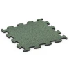 Fitness Max Floor System von WARCO im Farbdesign English Lawn mit den Abmessungen 98 x 98 x 2,8 cm. Produktfoto von Artikel 6888 in der Aufsicht von schräg vorne.