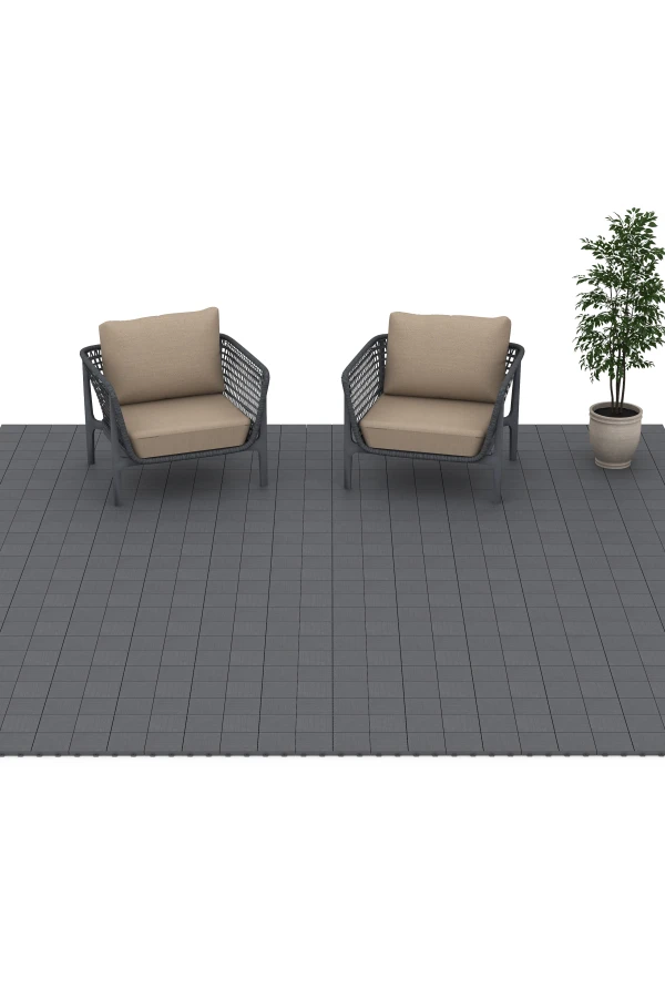 Beispielhafte Verlegung für den Artikel 6349 von WARCO - Mosaic – Deck Tile, Farbton Silver Grey in der Abmessung 30 x 30 x 2 cm.