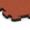 Detailaufnahme der Randausprägung von WARCO-Produkt 5826, Indoor click tile, Format 1000 x 1000 x 30 mm, Farbe Bright Red-Orange.
