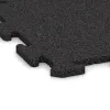 Detailaufnahme der Randausprägung von WARCO-Produkt 6102, Indoor click tile, Format 500 x 500 x 18 mm, Farbe Anthracite.