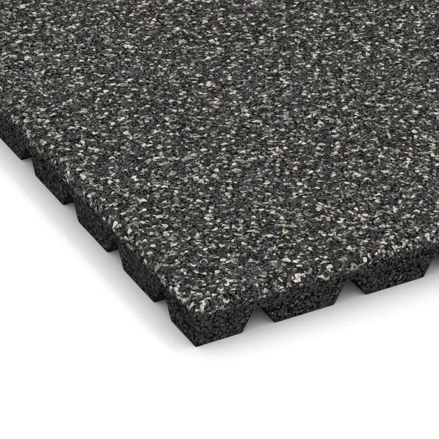 Detailaufnahme der Randausprägung von WARCO-Produkt 5331, Playground safety tile, Format 500 x 500 x 30 mm, Farbe Dark Grey Granite.
