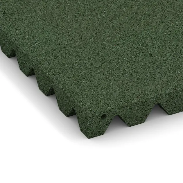 Detailaufnahme der Randausprägung von WARCO-Produkt 0662, Playground safety tile, Format 500 x 500 x 45 mm, Farbe Grass Green.