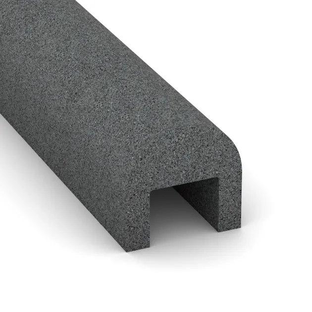 Detailaufnahme der Randausprägung von WARCO-Produkt 2583, Kerbstone cover, Format 1000 x 100 x 100 x 50 mm, Farbe Slate grey.