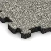 Detailaufnahme der Randausprägung von WARCO-Produkt 5424, Stair covering, Format 306 x 306 x 20 mm, Farbe Light Granite.