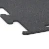Detailaufnahme der Randausprägung von WARCO-Produkt 3753, Fitness Performance Elite Training Floor, Format 1000 x 1000 x 10 mm, Farbe Light Red Speckled.
