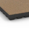Detailaufnahme der Randausprägung von WARCO-Produkt 6448, Playground safety tile – CFH 210 cm, Format 50 x 50 x 7 cm, Farbe Rattan.