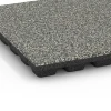 Detailaufnahme der Randausprägung von WARCO-Produkt 6432, Playground safety tile – CFH 160 cm, Format 50 x 50 x 4,8 cm, Farbe Grey Granite.