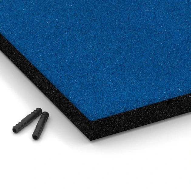 Detailaufnahme der Randausprägung von WARCO-Produkt 6223, Playground Safety Tiles, Format 50 x 50 x 4,5 cm, Farbe Sky blue.