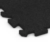 Detailaufnahme der Randausprägung von WARCO-Produkt 6312, Interlocking playground safety tile, Format 50 x 50 x 2 cm | 0,25 m², Farbe Anthracite.