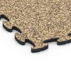 Detailaufnahme der Randausprägung von WARCO-Produkt 6768, Pool Surround Tiles, Format 44,6 x 44,6 x 1,8 cm, Farbe Rattan.