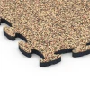 Detailaufnahme der Randausprägung von WARCO-Produkt 6916, Exhibition Click Floor Tile, Format 44,6 x 44,6 x 1,8 cm, Farbe Terracotta.