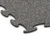 Detailaufnahme der Randausprägung von WARCO-Produkt 6904, Indoor Dog Sports Flooring, Format 98 x 98 × 1,8 cm, Farbe Dark Grey Granite.