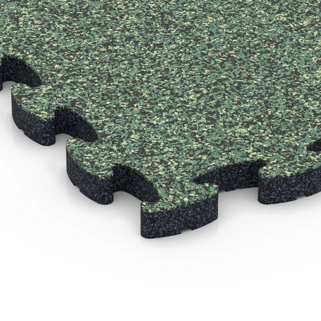 Detailaufnahme der Randausprägung von WARCO-Produkt 6933, Safety Puzzle Tile, Format 44,6 x 44,6 × 2,8 cm, Farbe English Lawn.