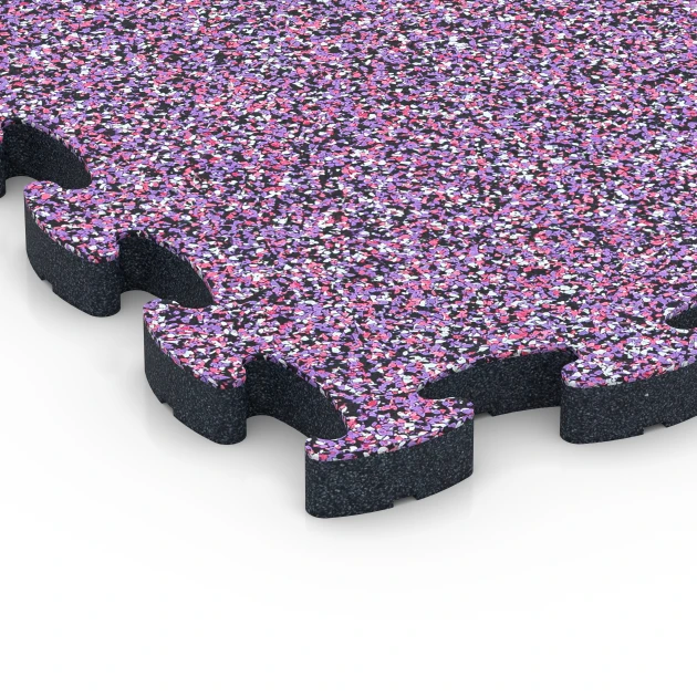 Detailaufnahme der Randausprägung von WARCO-Produkt 6882, Fitness Max Floor System, Format 44,6 x 44,6 × 2,8 cm, Farbe Lavender.