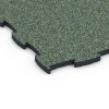 Detailaufnahme der Randausprägung von WARCO-Produkt 6852, Fitness Active Floor System, Format 97,1 x 97,1 x 2,8 cm, Farbe English Lawn.