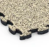 Detailaufnahme der Randausprägung von WARCO-Produkt 6775, Pool Surround Tiles, Format 28,9 x 28,9 x 1,8 cm, Farbe Travertine.