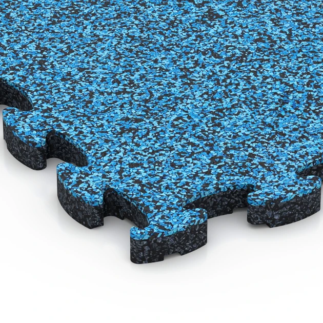 Detailaufnahme der Randausprägung von WARCO-Produkt 6776, Pool Surround Tiles, Format 28,9 x 28,9 x 1,8 cm, Farbe Atlantic.