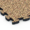 Detailaufnahme der Randausprägung von WARCO-Produkt 6817, Stone Carpet Click Tile, Format 28,9 x 28,9 x 1,8 cm, Farbe Terracotta.