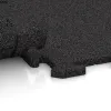 Großaufnahme vom Verbindungssystem von WARCO-Boden 6102 - Indoor click tile im Farbdesign Anthracite. Abmessungen 500 x 500 x 18 mm.