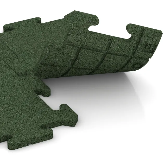 Großaufnahme vom Verbindungssystem von WARCO-Boden 4818 - Edge Tile HD im Farbdesign Grass Green. Abmessungen 500 x 235 x 18 mm.