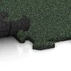Großaufnahme vom Verbindungssystem von WARCO-Boden 4768 - Corner Tile im Farbdesign English Lawn. Abmessungen 485 x 485 x 18 mm.