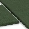 Großaufnahme vom Verbindungssystem von WARCO-Boden 0576 - Playground safety tile im Farbdesign Grass Green. Abmessungen 500 x 500 x 30 mm.