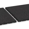 Großaufnahme vom Verbindungssystem von WARCO-Boden 0532 - Balcony decking tile 2.5 cm im Farbdesign Anthracite. Abmessungen 500 x 500 x 25 mm.