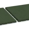 Großaufnahme vom Verbindungssystem von WARCO-Boden 0534 - Balcony decking tile 2.5 cm im Farbdesign Grass Green. Abmessungen 500 x 500 x 25 mm.