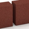 Großaufnahme vom Verbindungssystem von WARCO-Boden 7029 - Rubber granulate block step im Farbdesign Brick red. Abmessungen 100 x 30 x 15 cm.
