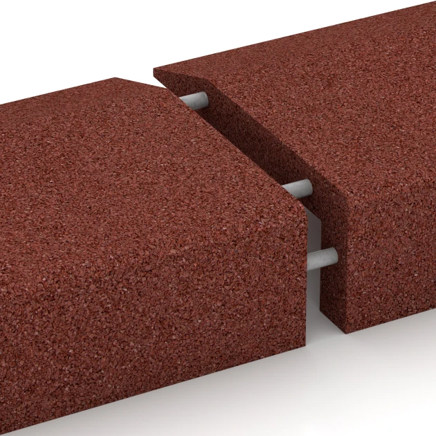 Großaufnahme vom Verbindungssystem von WARCO-Boden 2606 - Rubber Edge Liner im Farbdesign Brick red. Abmessungen 100 x 40 cm | 4,5/14,5 cm.