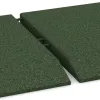 Großaufnahme vom Verbindungssystem von WARCO-Boden 0434 - Edge tile (one chamfered side) im Farbdesign Grass Green. Abmessungen 500 x 500 x 45 mm.