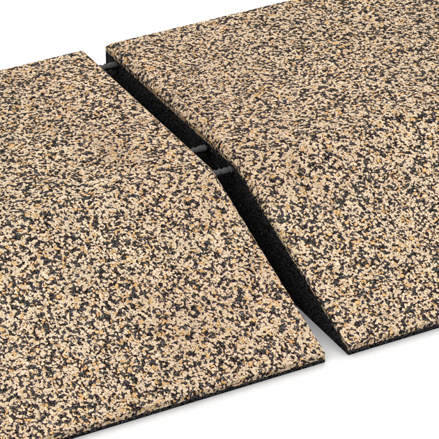 Großaufnahme vom Verbindungssystem von WARCO-Boden 3810 - Edge tile (one chamfered side) im Farbdesign Travertine. Abmessungen 500 x 500 x 100 mm.