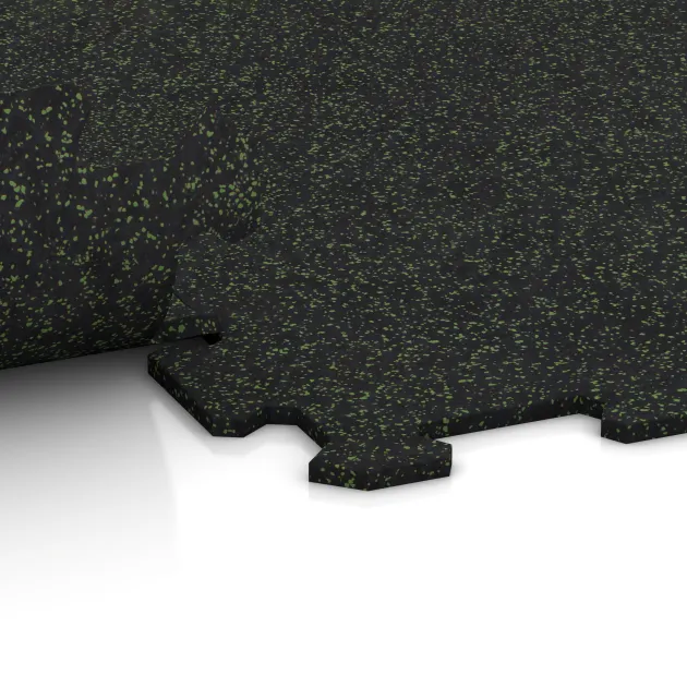 Großaufnahme vom Verbindungssystem von WARCO-Boden 1058 - Fitness Floor Compact im Farbdesign Light Green Speckled. Abmessungen 970 x 970 x 8 mm.