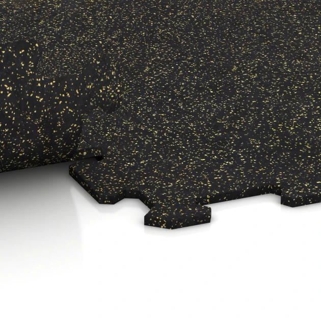 Großaufnahme vom Verbindungssystem von WARCO-Boden 1063 - Fitness Floor Compact im Farbdesign Light Yellow Speckled. Abmessungen 970 x 970 x 8 mm | 0,94 m.