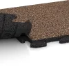 Großaufnahme vom Verbindungssystem von WARCO-Boden 5778 - Event Floor im Farbdesign Bark & Bast. Abmessungen 500 x 500 x 30 mm.