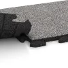 Großaufnahme vom Verbindungssystem von WARCO-Boden 4616 - Terrace tile Classic im Farbdesign Grey Melange. Abmessungen 500 x 500 x 30 mm.