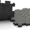 Großaufnahme vom Verbindungssystem von WARCO-Boden 5737 - Exhibition floor interlocking tile im Farbdesign Gray Granite. Abmessungen 306 x 306 x 20 mm.