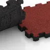 Großaufnahme vom Verbindungssystem von WARCO-Boden 4254 - Rubber click tile im Farbdesign Coral Red. Abmessungen 306 x 306 x 30 mm.