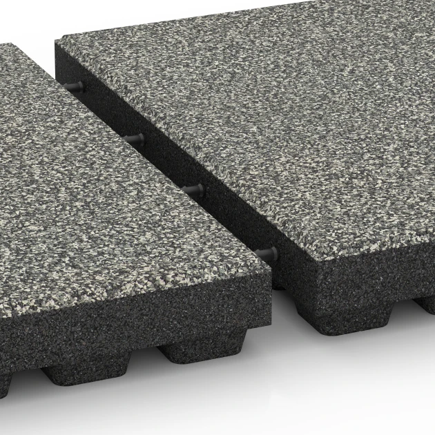 Großaufnahme vom Verbindungssystem von WARCO-Boden 6441 - Playground safety tile – CFH 210 cm im Farbdesign Grey Granite. Abmessungen 50 x 50 x 7 cm.