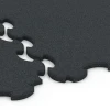 Großaufnahme vom Verbindungssystem von WARCO-Boden 6377 - Rubber Gym Mat im Farbdesign Anthracite. Abmessungen 102,5 x 102,5 x 2 cm | 1,05 m².