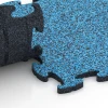 Großaufnahme vom Verbindungssystem von WARCO-Boden 6776 - Pool Surround Tiles im Farbdesign Atlantic. Abmessungen 28,9 x 28,9 x 1,8 cm.