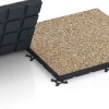 Großaufnahme vom Verbindungssystem von WARCO-Boden 7149 - Outdoor Gym Flooring im Farbdesign Rattan. Abmessungen 60 x 60 x 4 cm | 0,36 m².