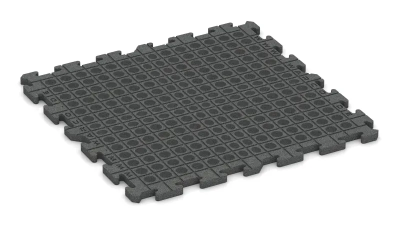 Drainage channels and domes in a square pattern
