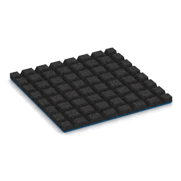 Aufsicht auf die Unterseite, also die Bodenseite von WARCO-Formteil 0541 - Playground safety tile im Format 500 x 500 x 30 mm.