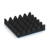 Aufsicht auf die Unterseite, also die Bodenseite von WARCO-Formteil 5632 - Playground Safety Tile 10 cm - EN 1177 ≤ 300 cm im Format 500 x 500 x 100 mm.