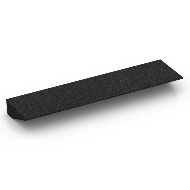 Aufsicht auf die Unterseite, also die Bodenseite von WARCO-Formteil 6602 - Threshold Ramp im Format 100 × 25 cm | 1 < 9 cm.