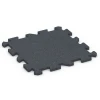 Aufsicht auf die Unterseite, also die Bodenseite von WARCO-Formteil 6986 - Gym Floor Protection Mat im Format 50 x 50 x 2 cm | 0,25 m².