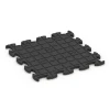 Aufsicht auf die Unterseite, also die Bodenseite von WARCO-Formteil 6753 - Playground Safety Mat im Format 46 x 46 x 1,8 cm.